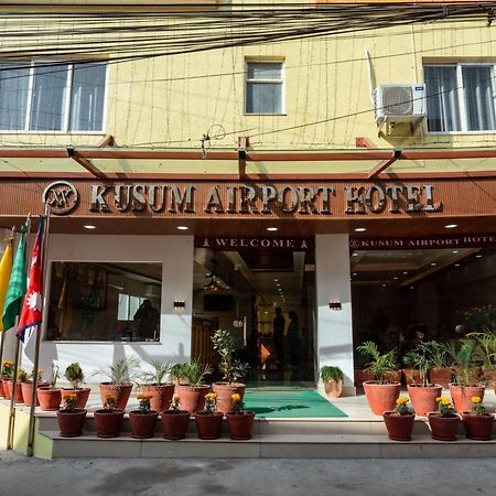 Kusum Airport Hotel Katmandu Eksteriør billede