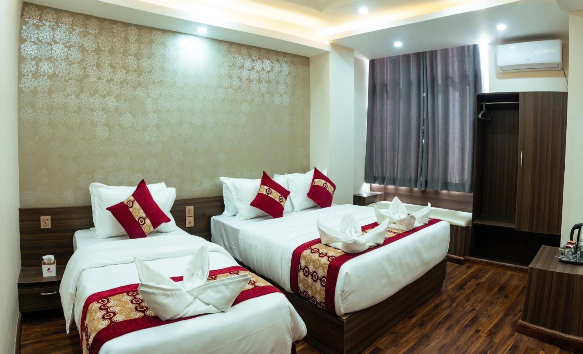 Kusum Airport Hotel Katmandu Eksteriør billede
